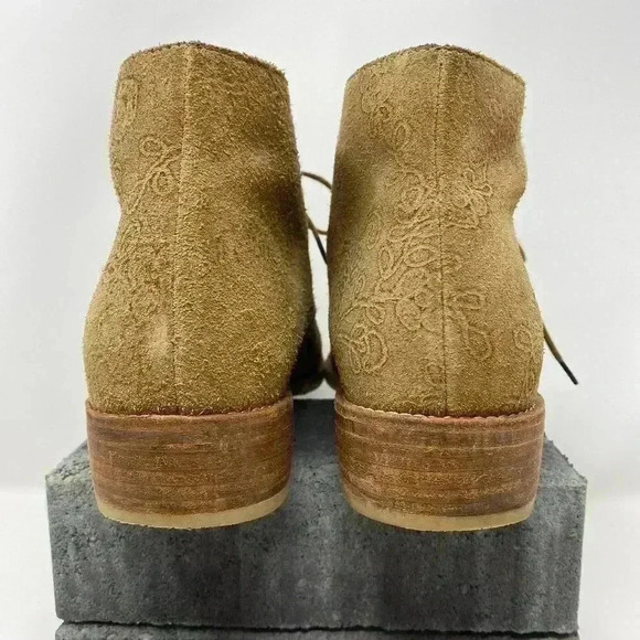 Huma Blanco Suede tie up Bootie - Picture 3 of 7